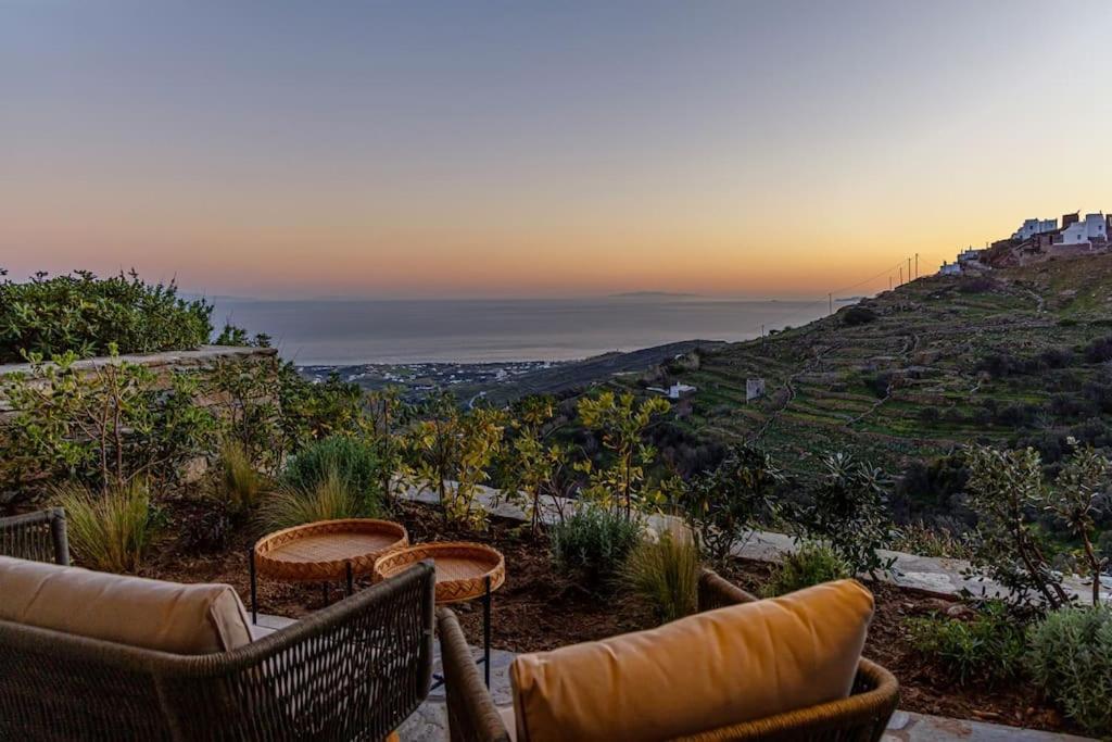 Erato In Triantaros Tinos וילה *