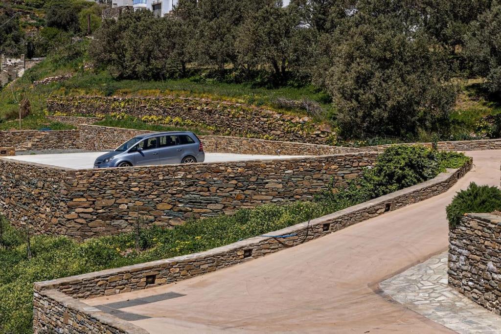 Erato In Triantaros Tinos וילה